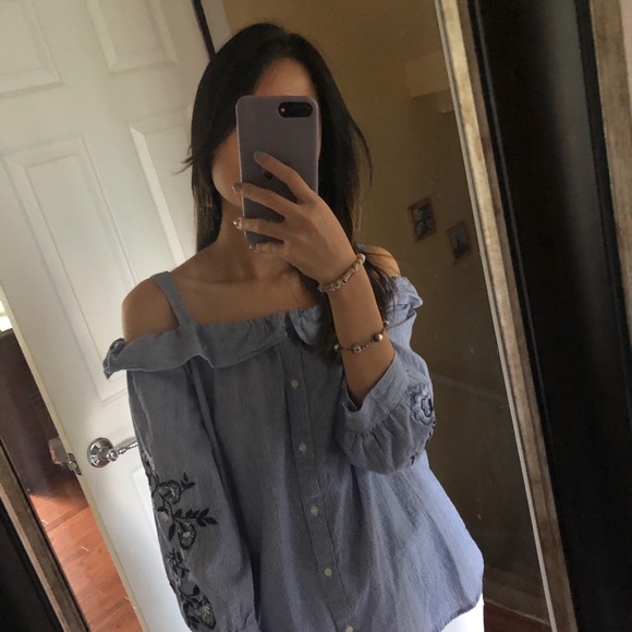 Loft Ruffle Button Off Shoulder Blouse - Picture 2 of 4